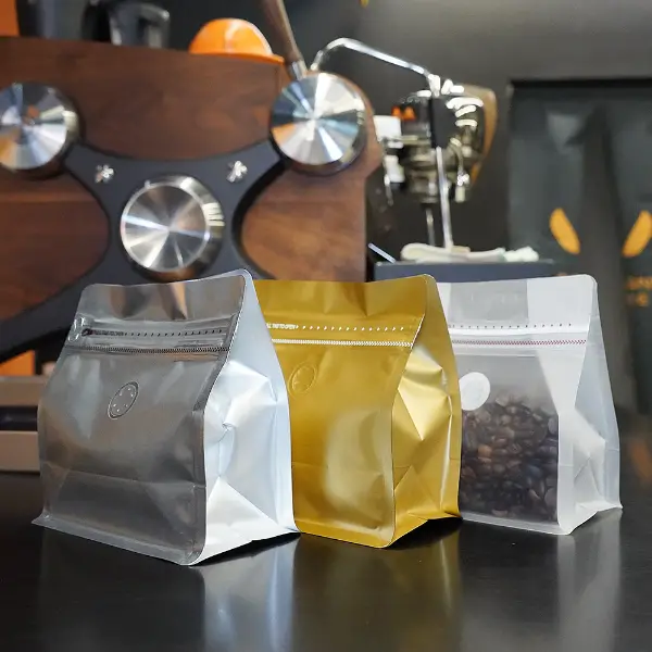 Sacchetti orizzontali da 150g per confezione del caffè con valvola e cerniera