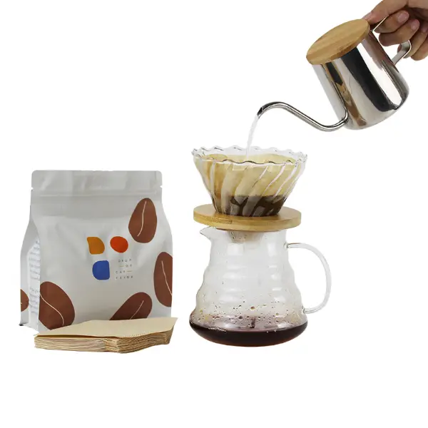 Carta filtrante per caffè V60 a forma di ventaglio usata per la preparazione del caffè