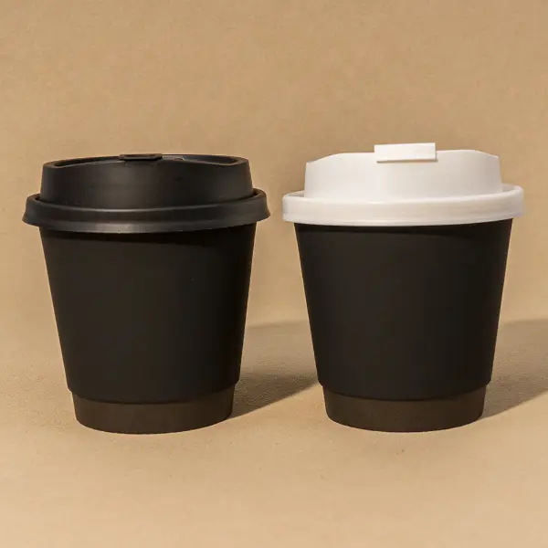 Bicchieri di carta soft touch con coperchi bianchi e neri, Design premium a doppia parete per caffetterie